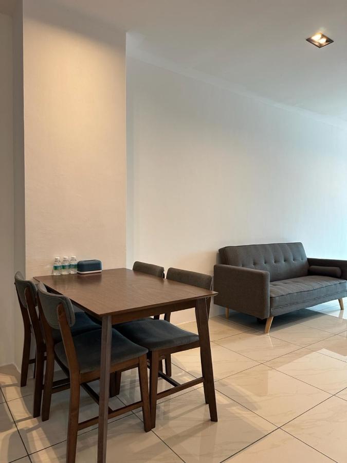 Apartemen Itcc Manhattan By Stayin 4-5Pax *
