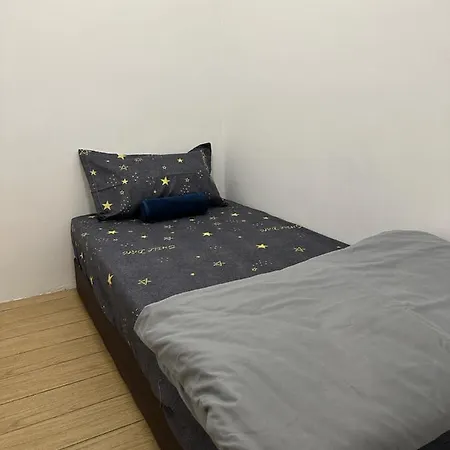 Itcc Manhattan By Stayin 4-5Pax Donggongon Exterior photo