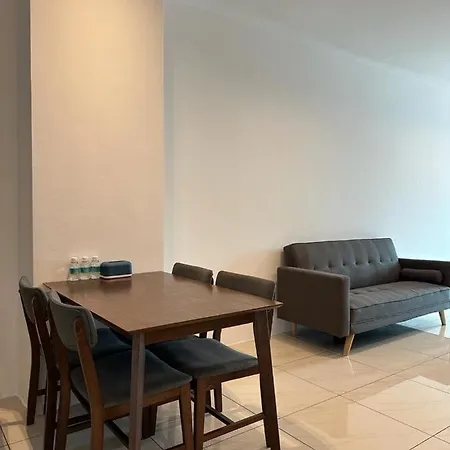 Itcc Manhattan By Stayin 4-5Pax Donggongon Exterior photo